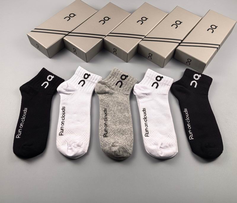 ON Socks QY09